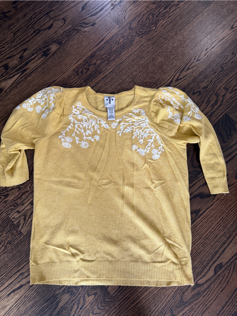 Lightweight Embroidered Off-Shoulder Top - Yellow -